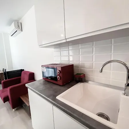 Nice 1 Bed Paradise Beach Front * Vokolidha