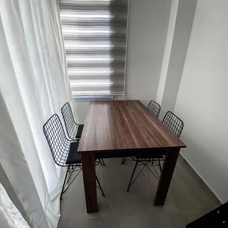 Nice 1 Bed Paradise Beach Front Vokolidha